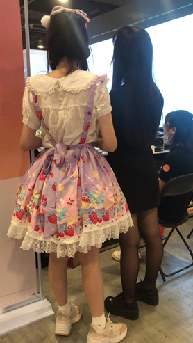 可爱的小美女
