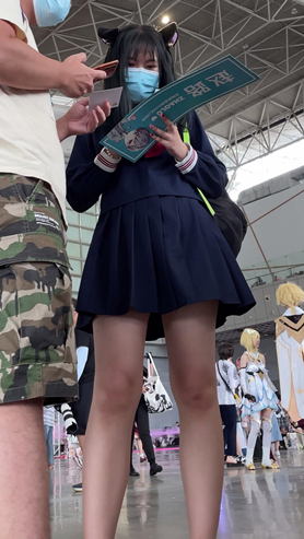 黑裙美女