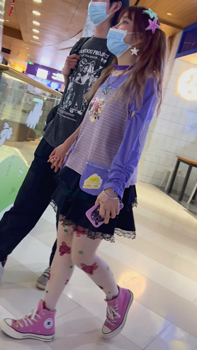 双马尾美女