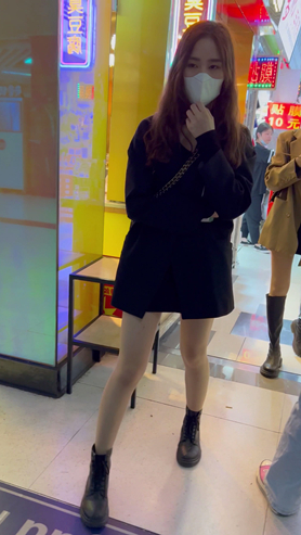 黑裙美女