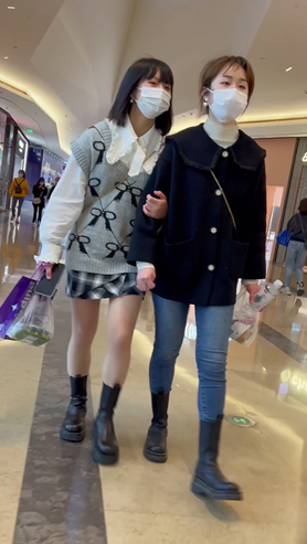 漂亮的肉丝美女