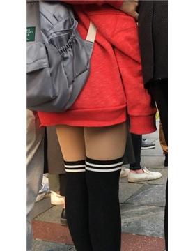 日系可爱长筒裤袜学生妹