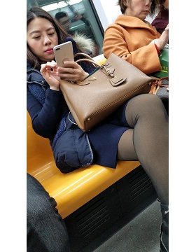 4k-超性感街拍丝袜美腿小姐姐