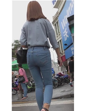 街拍紧身蓝牛灰衬衫清纯小清新美女 [617 MB]
