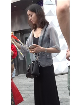 苗条，美足MM [1.31 GB/avi]