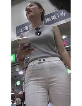 4k-跟着长腿紧身白裤美眉去乘地铁（上）[2.74 GB]