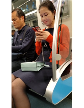 黑丝小姐姐 [561 MB/mp4]