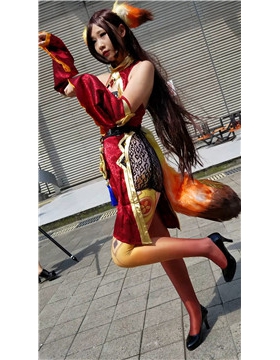 4k-酒红色丝袜甜美可爱cosplay的二次元美少女