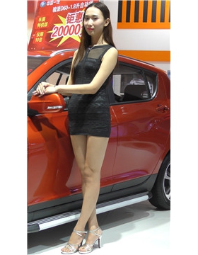 4k-美颜漂亮的性感车模美女姐姐