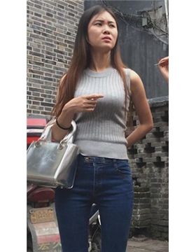 超漂亮丰满牛仔裤女神，忍不住多看几眼 [1.93 GB]