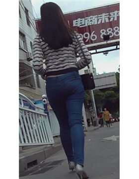 文静甜美的女孩，三角地带圆润饱满！[850 MB]