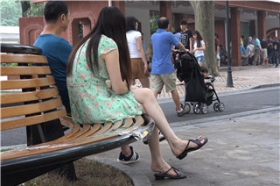 爆青筋的美足 [1.15 GB/MP4]