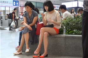 4K - 这腿又细又长 [1.04 GB/MP4]