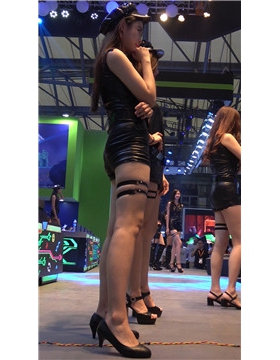 皮衣皮裤长腿showgirl美女