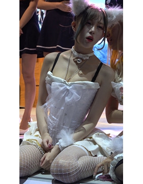 天生丽质网袜公主裙小清新美眉