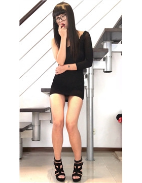 娜娜黑色性感包臀裙热舞 [396 MB]