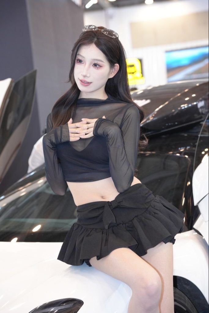 靓丽车模集 [134P4V-5.03GB]