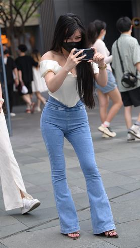 圆润紧牛美女(134P)