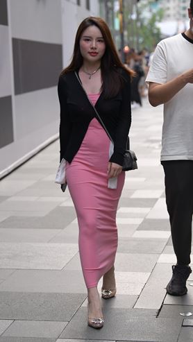 裹身裙美女(117P)