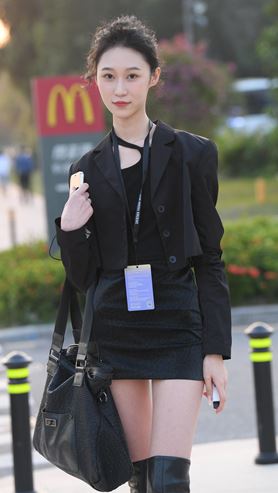 高挑的长靴美女(104P)