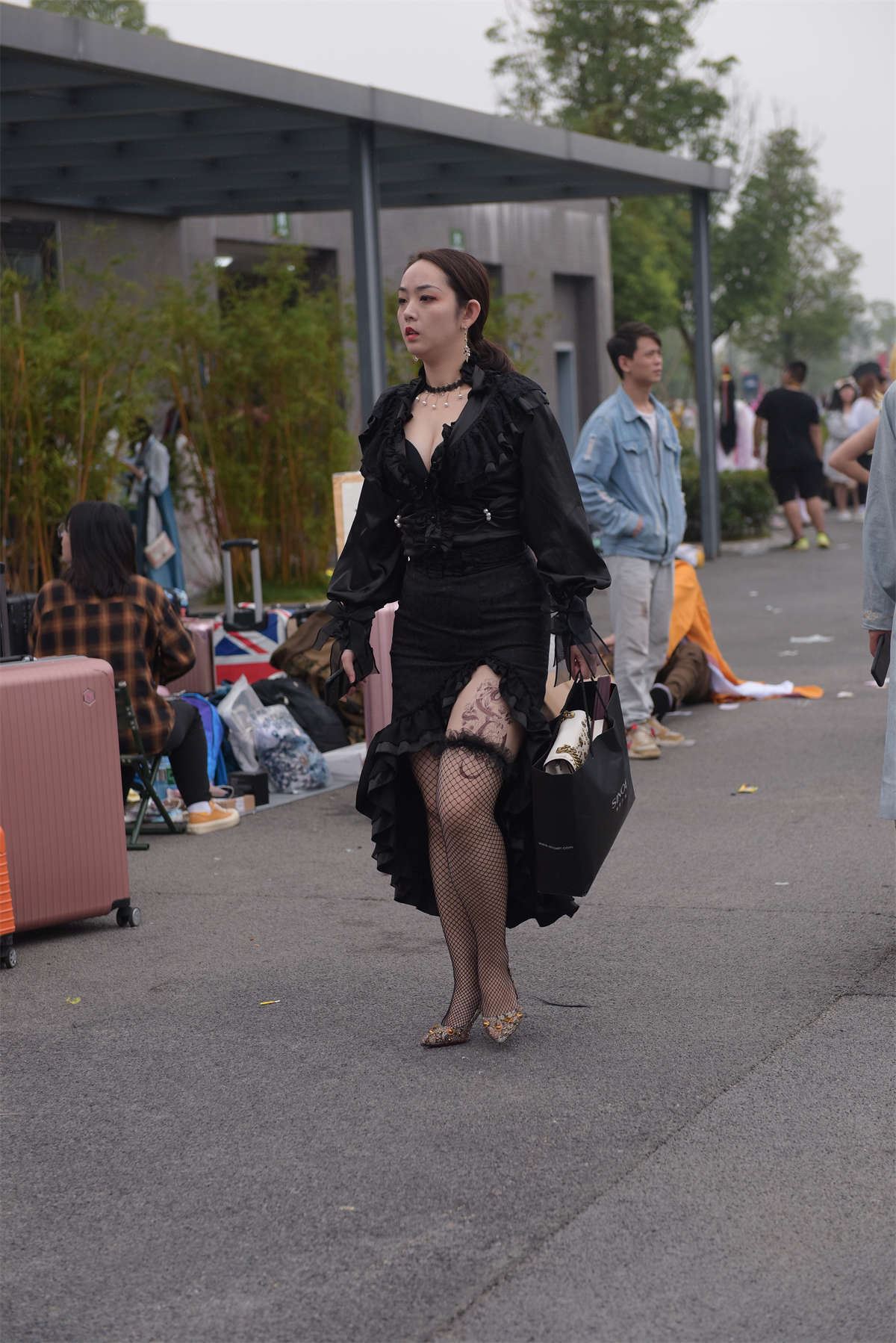 复古裙时尚黑网