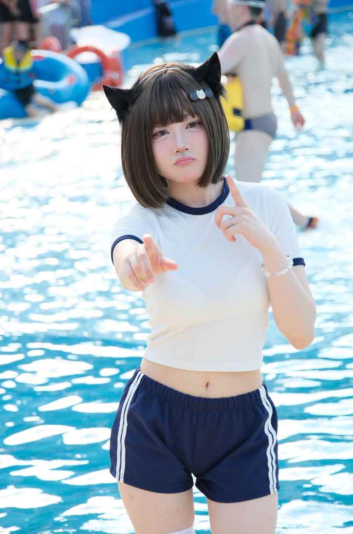 蓝白搭配小狐狸 [119P-2.08GB]