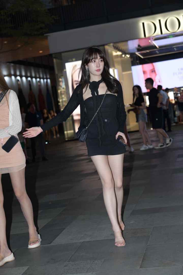 牛奶肌肤美腿 [82P-1.90GB]