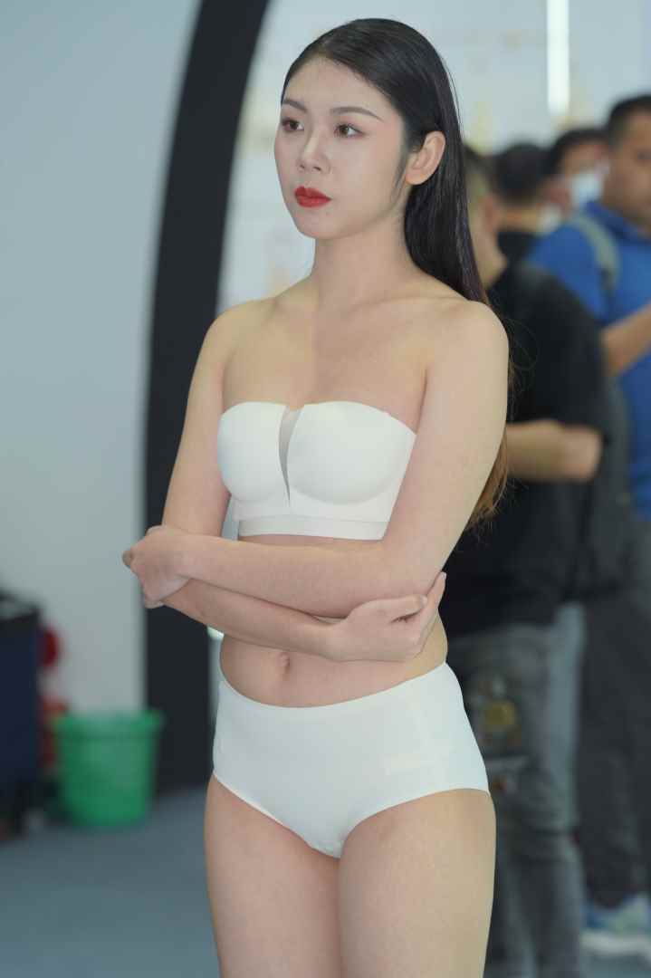 内衣展30 [54P-651MB]