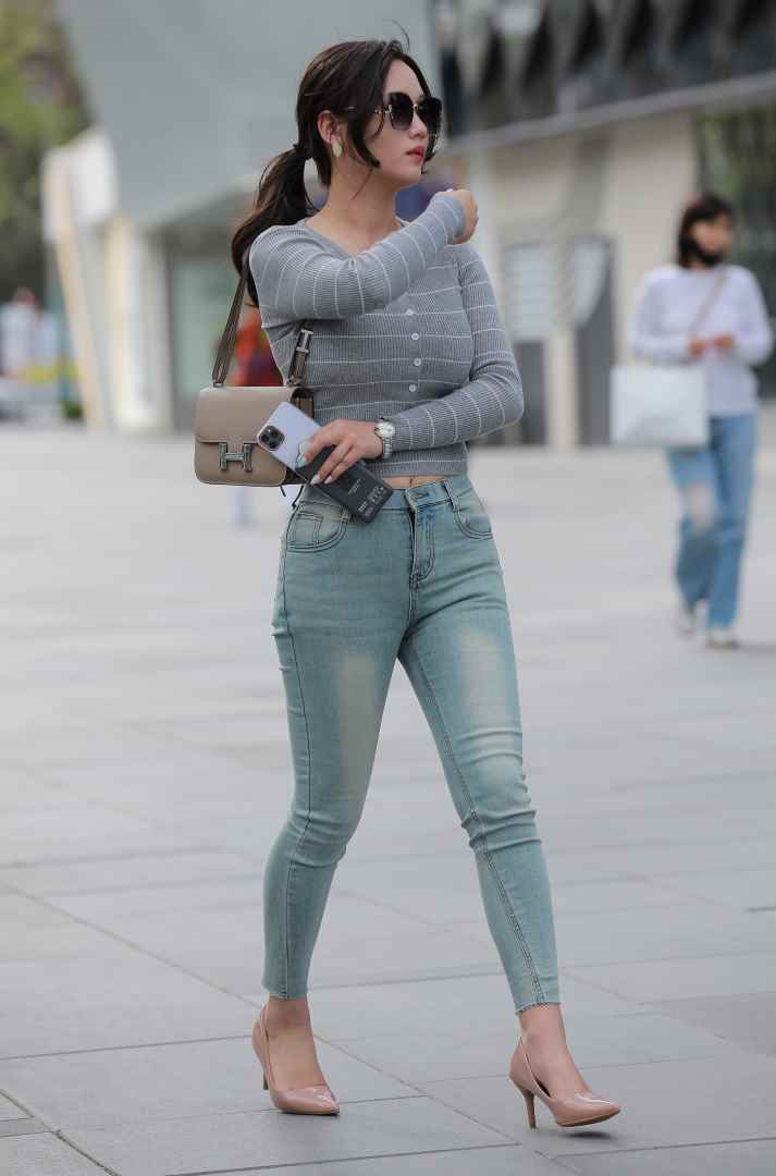 牛仔裤高跟 [166P-1.56GB] 