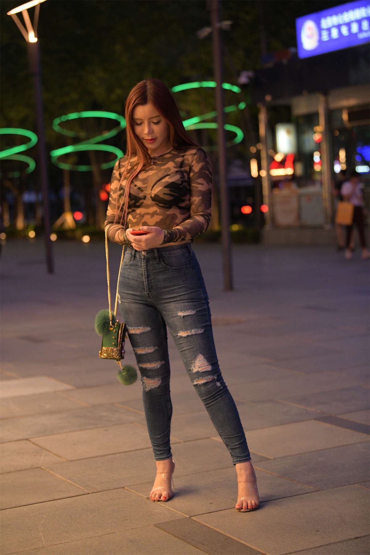 魅力牛仔裤搭配