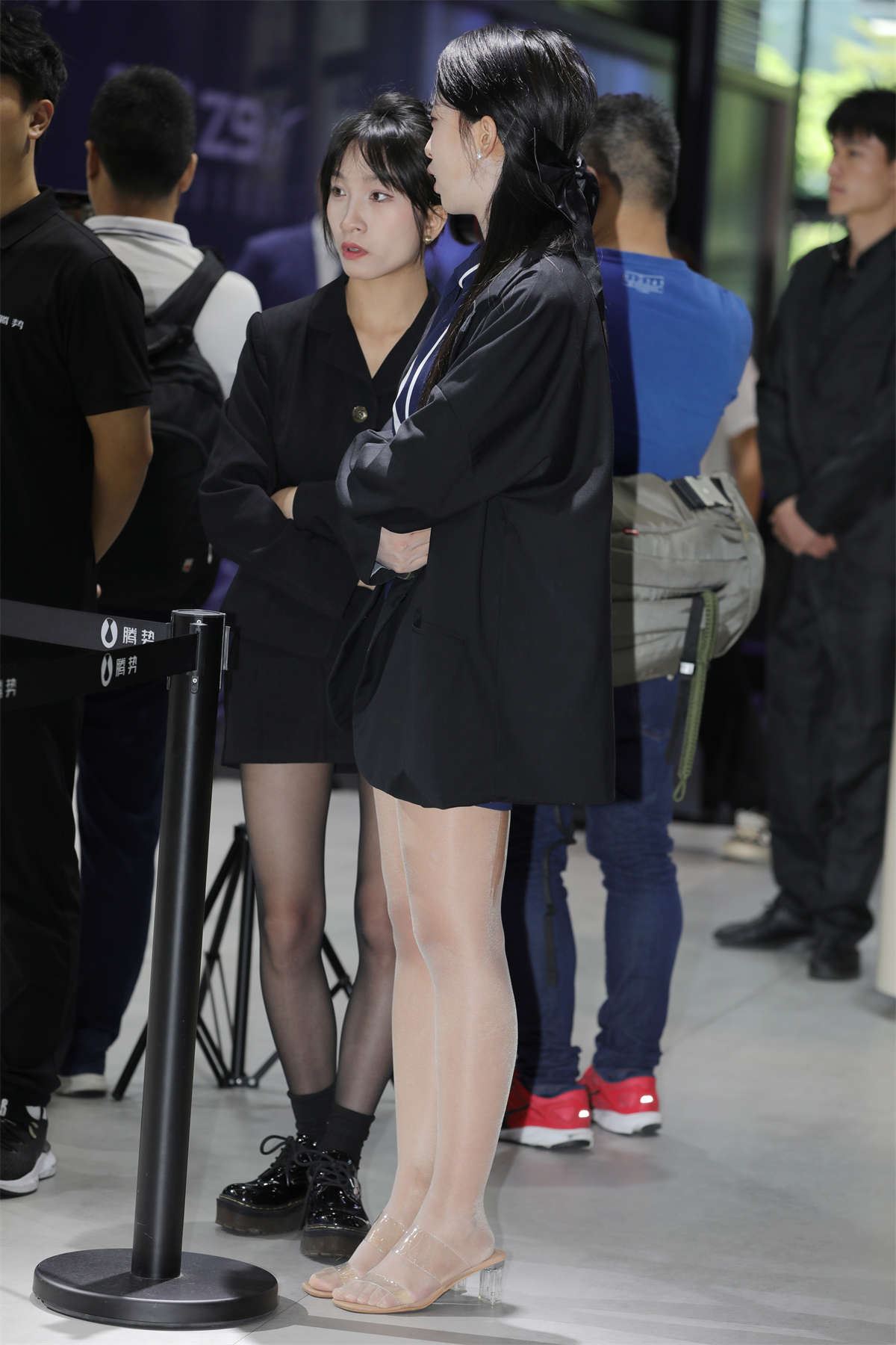 通勤风气质小妹