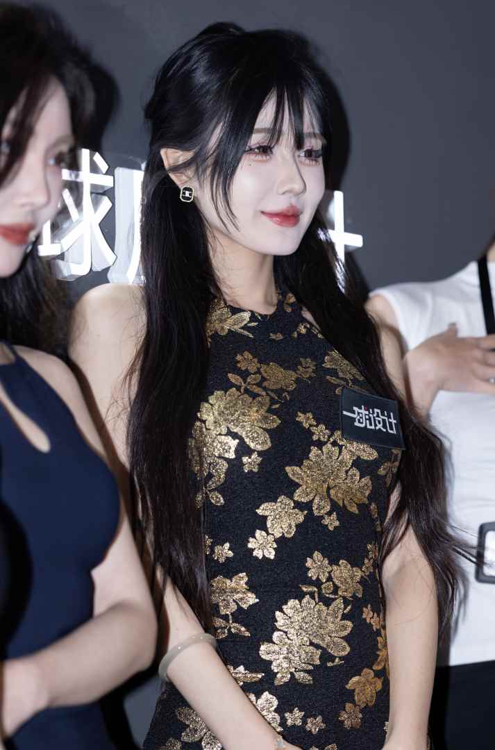 肤白貌美小姐姐 [140P-1.35GB]