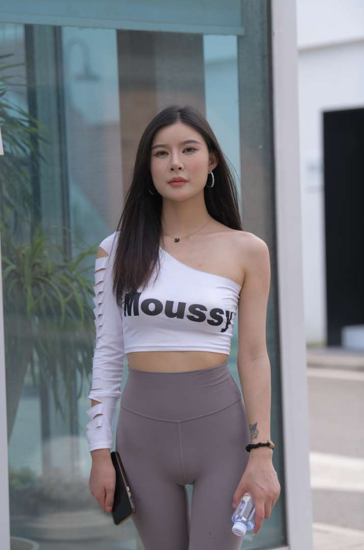 一始街拍作品  月岩 [636P1V-31.2GB] 