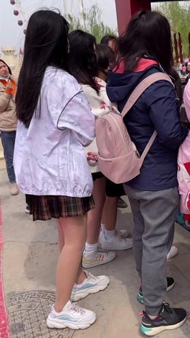 肉丝女孩