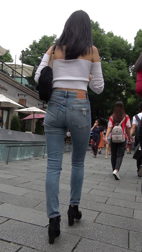 牛仔紧身裤MM