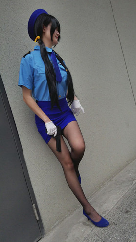 漂亮的coplay制服美女