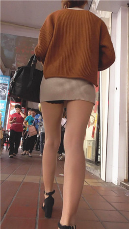 短裙肉丝美女