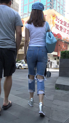 牛仔气质美妇