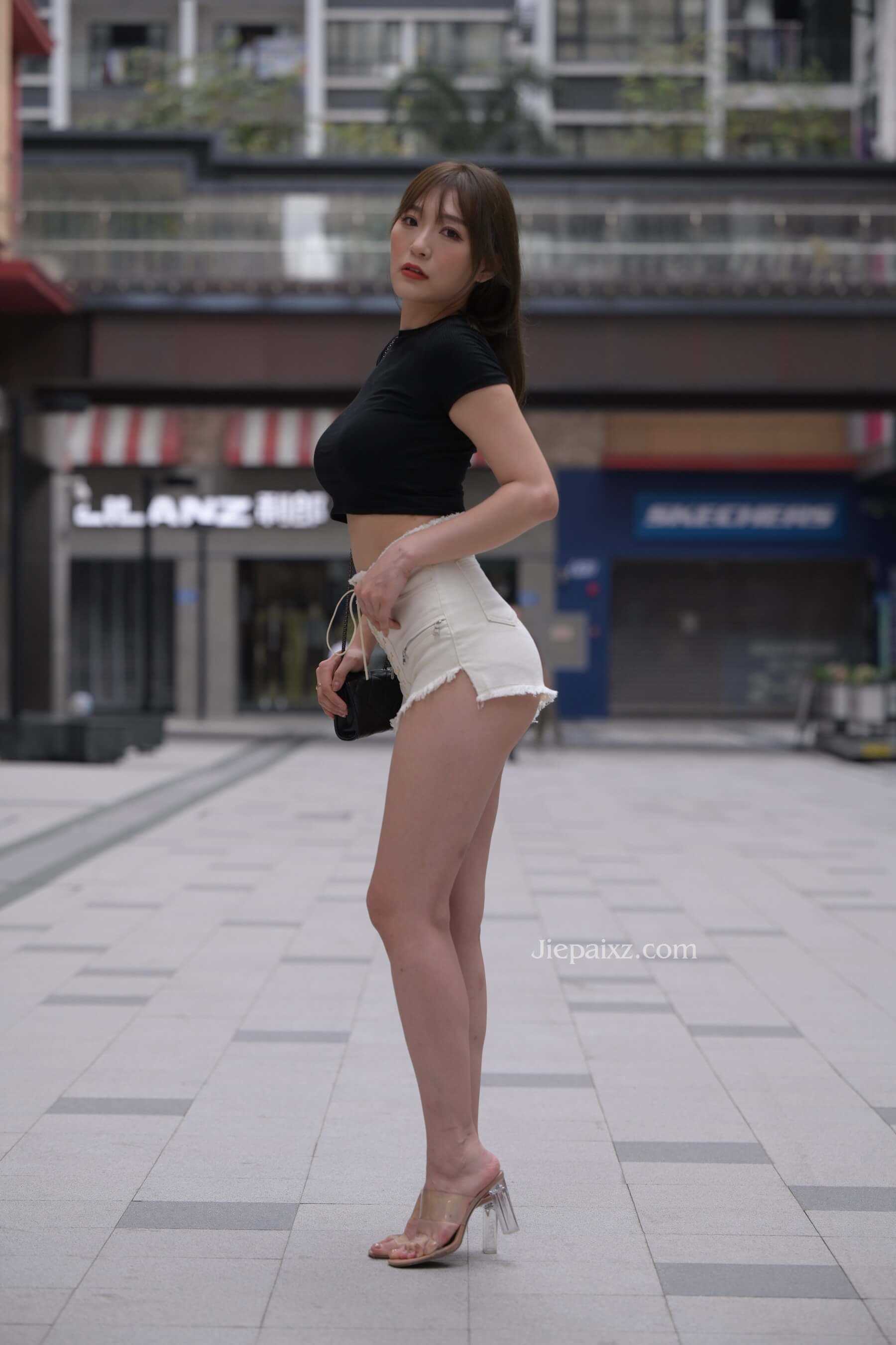 魂魂摄影作品●白色热裤美女 【套图+视频】
