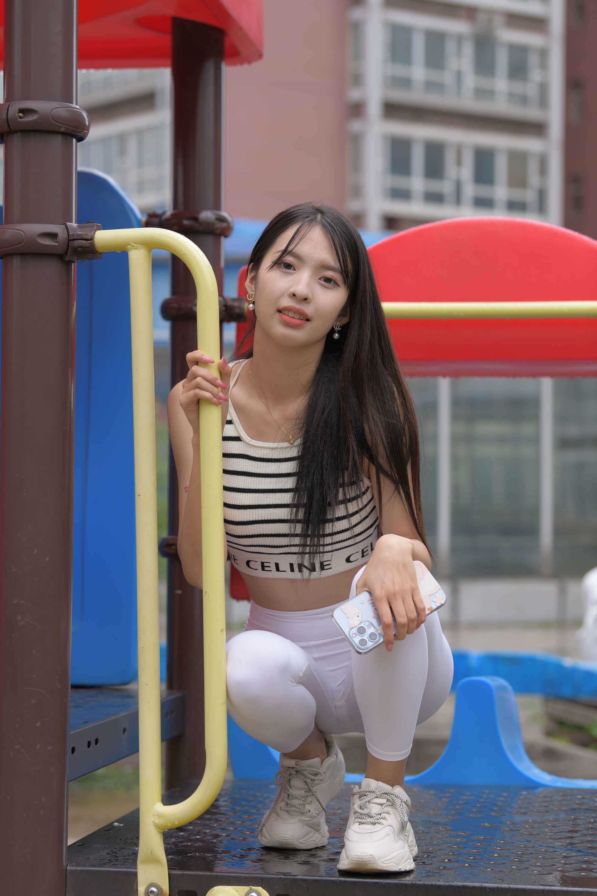 【7月摄影作品】远方来的小姐姐-第一季