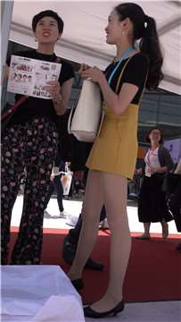 补妆 [1.59 GB/MP4]