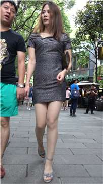 4K 街拍肉丝袜紧身短裙美女