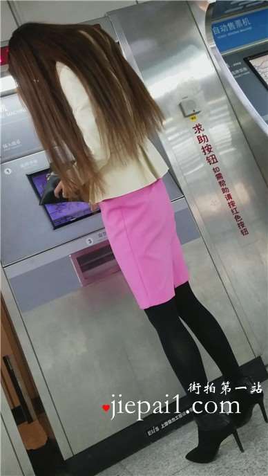 4k-极品长腿黑丝打底裤女神姐姐