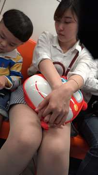 4k超清，丰腴丝足少妇，肉肉的感觉非常好