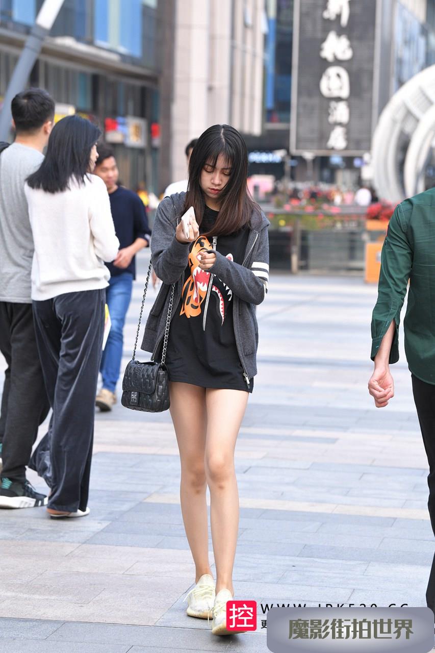 美腿小姐姐3A3729[213M]