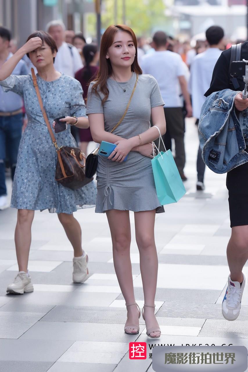 高跟包屯裙美女3A2720[922M]