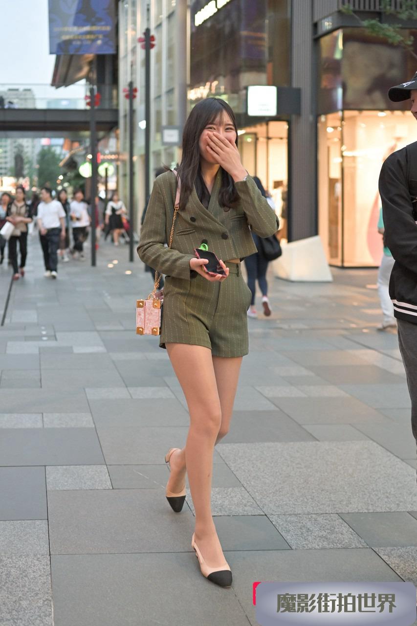 长腿美女的超薄肉丝高跟3A2547[712M]