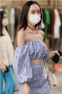 穿搭时尚的女孩3A3369[379M]