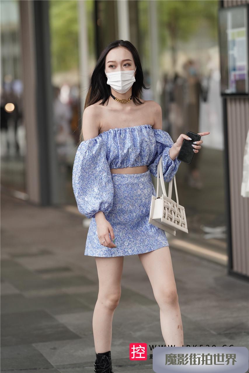 穿搭时尚的女孩3A3369[379M]