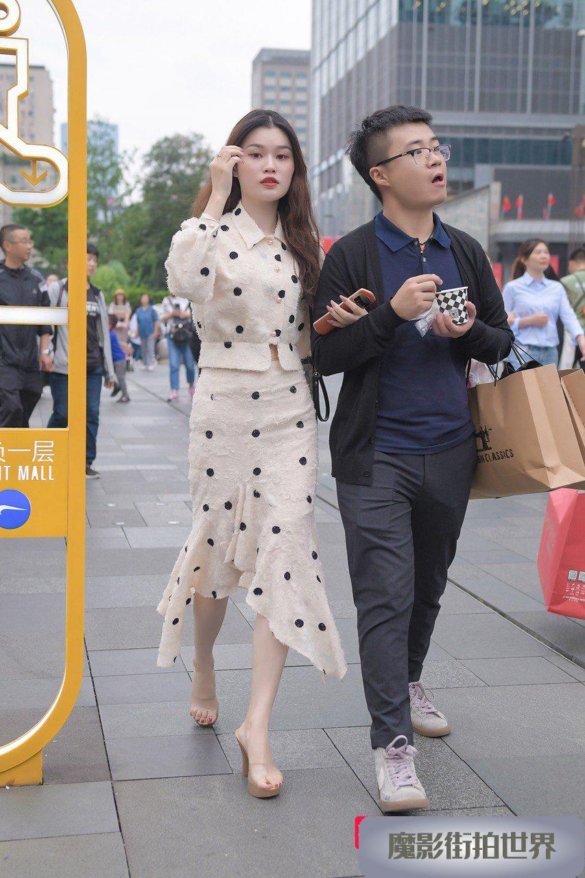 怡情的气质女朋友3A830[528M]